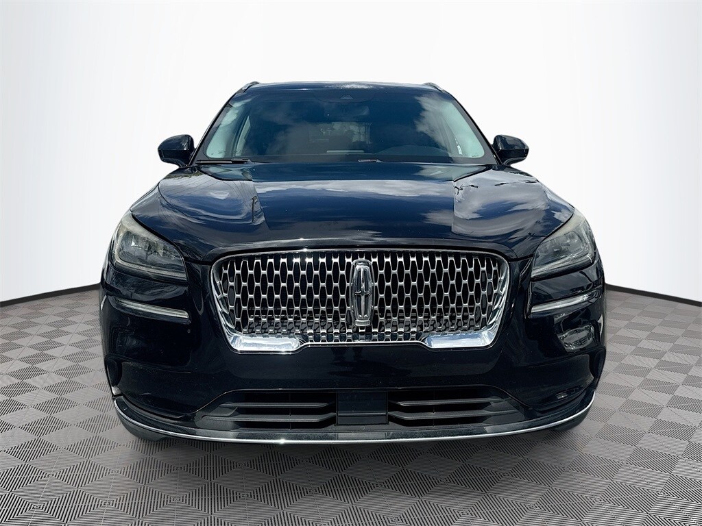 2020 Lincoln Corsair Standard photo 2