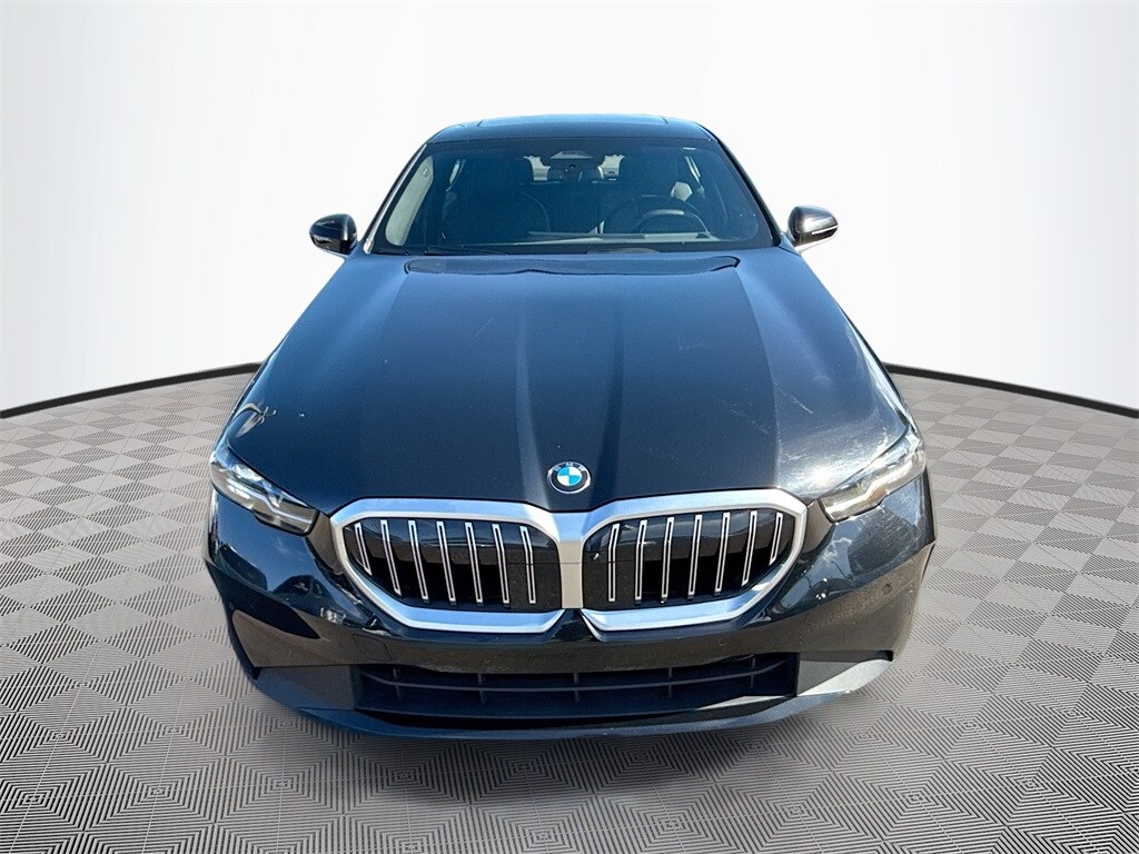 2024 Bmw 530i photo 2