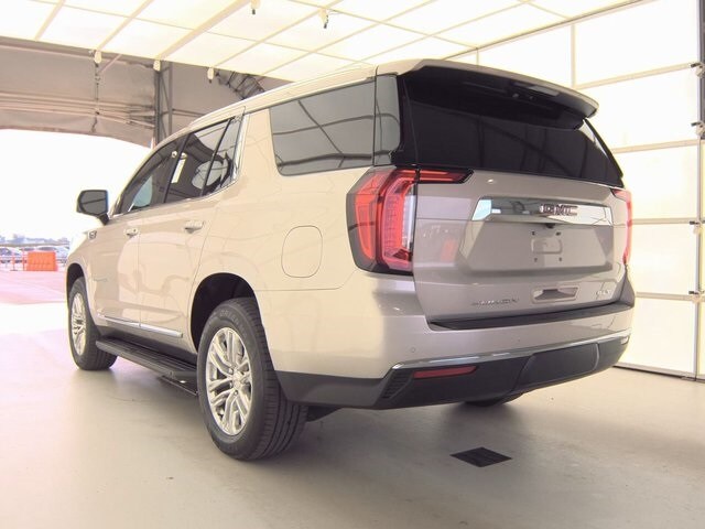2022 Gmc Yukon SLT photo 4