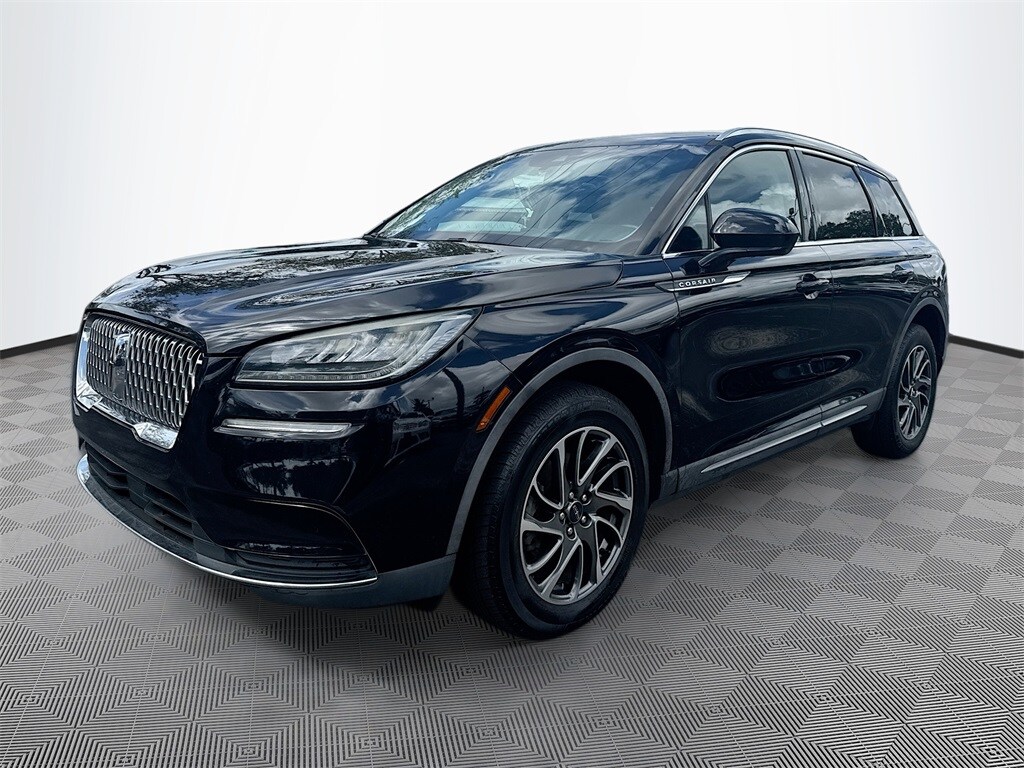 2020 Lincoln Corsair Standard photo 3