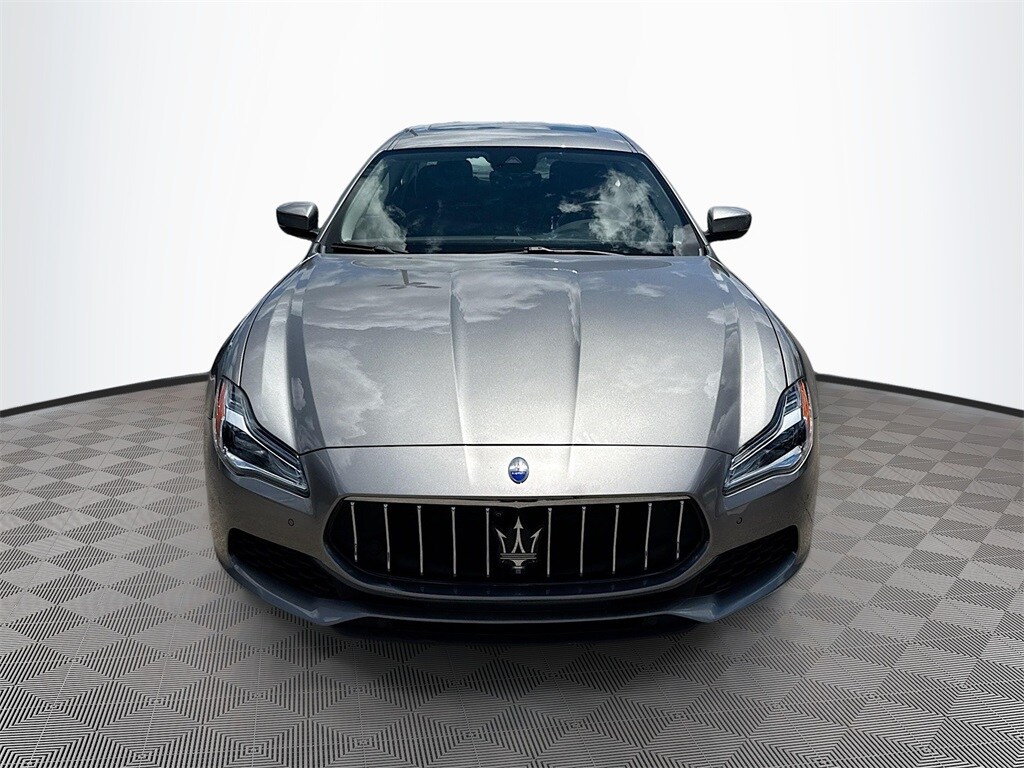 2021 Maserati Quattroporte S photo 2