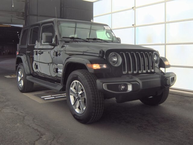 2022 Jeep Wrangler Unlimited Sahara photo 3