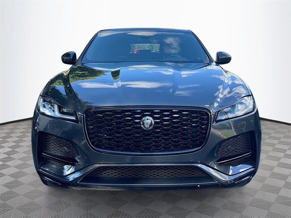 2022 Jaguar F-PACE P250 S photo 2