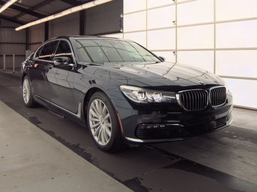Used 2018 BMW 7 Series 740i Sedan