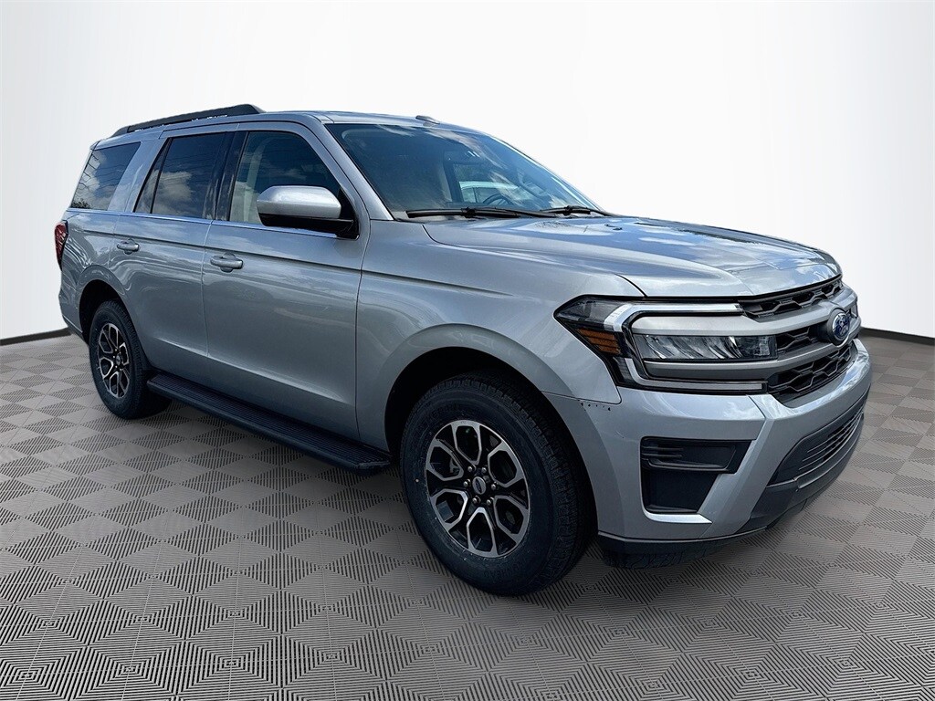 Used 2024 Ford Expedition XLT SUV