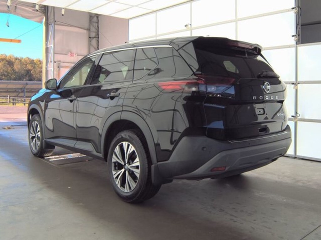 Used 2021 Nissan Rogue SV SUV