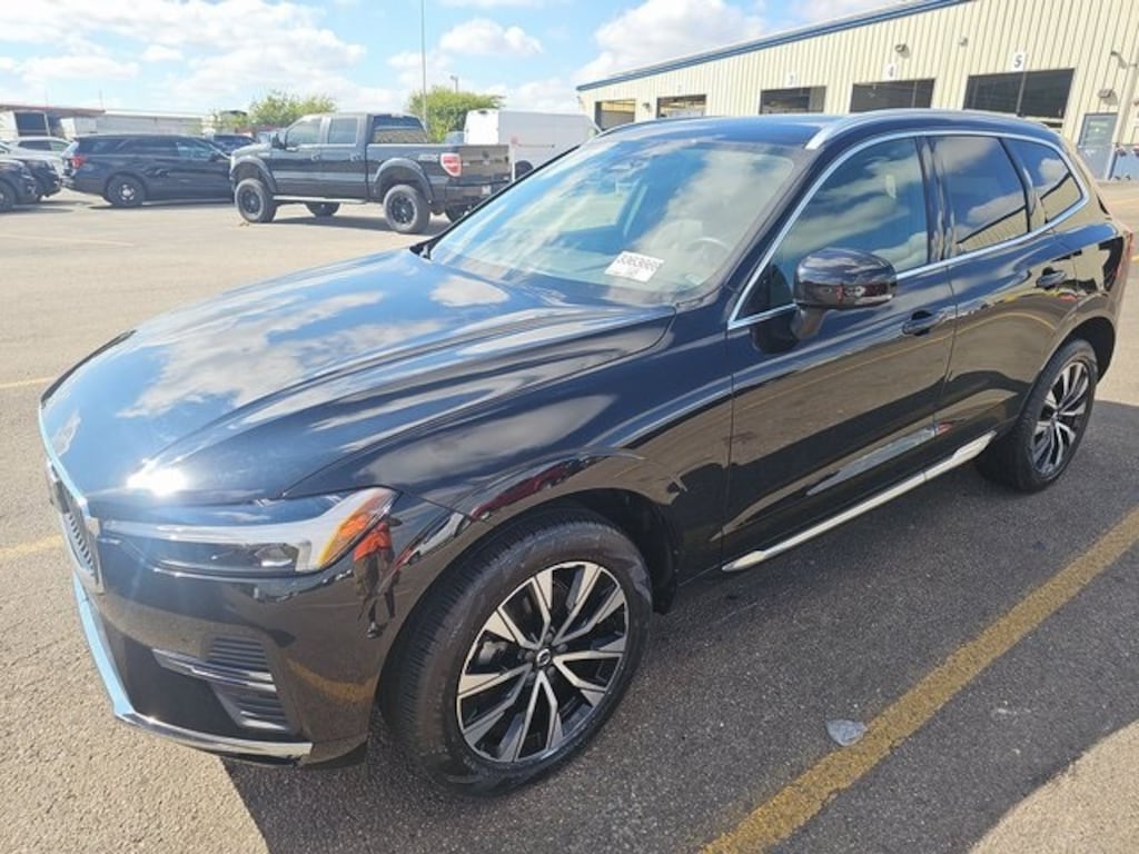 Used 2023 Volvo XC60 B5 Plus Bright Theme SUV