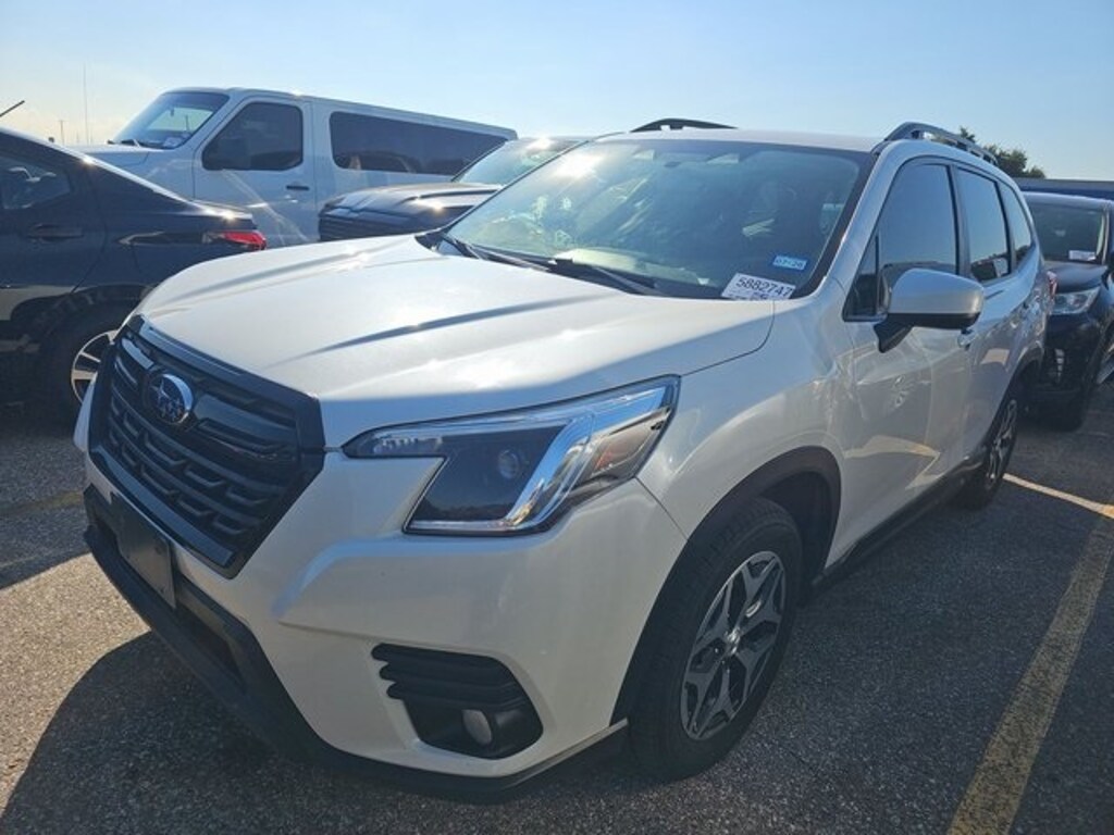 Used 2023 Subaru Forester Premium SUV