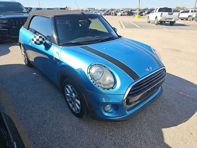 2018 Mini Cooper Base Convertible photo 3