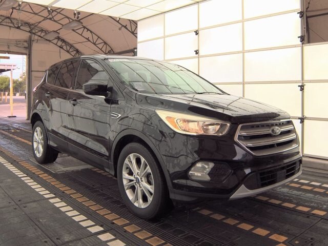 2019 Ford Escape SE photo 3