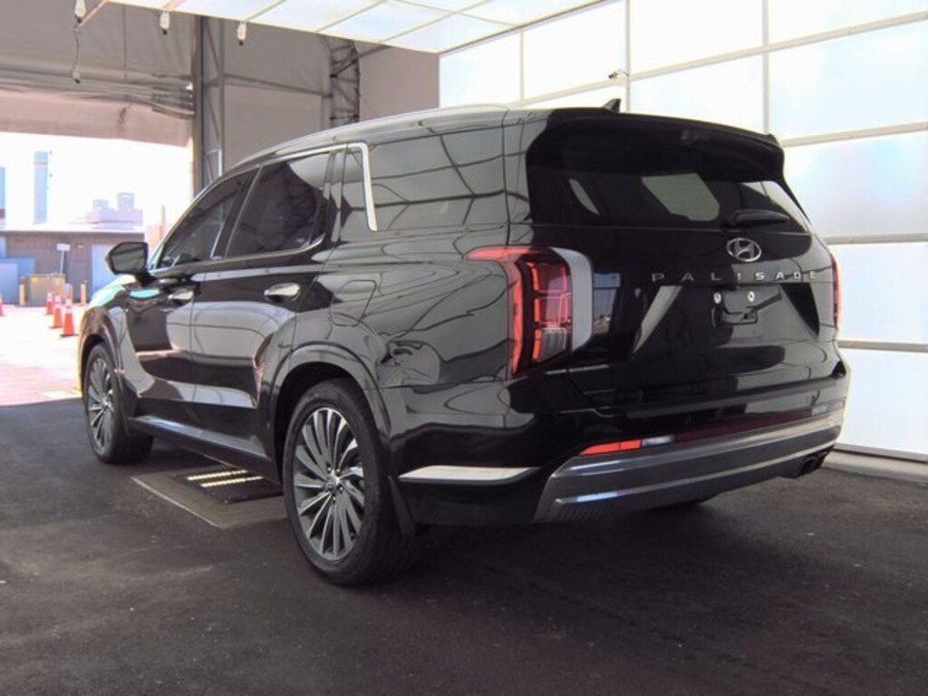 Used 2023 Hyundai Palisade Calligraphy SUV
