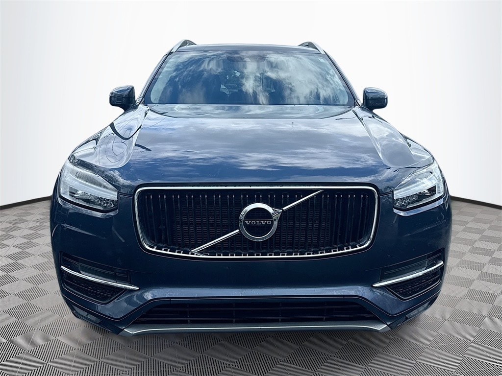 Used 2019 Volvo XC90 T5 Momentum SUV
