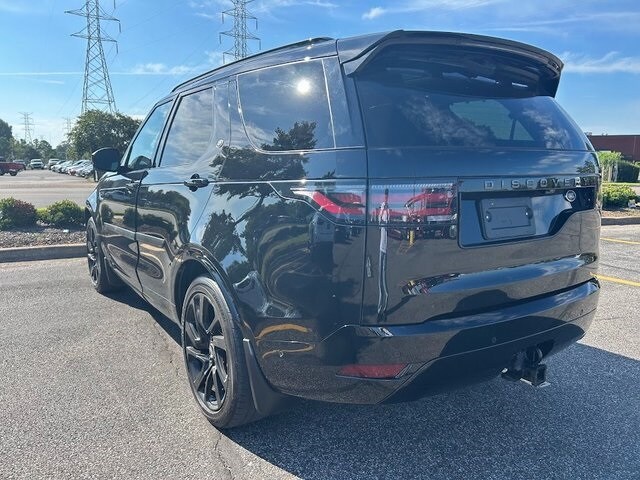 2022 Land Rover Discovery S R-Dynamic photo 4