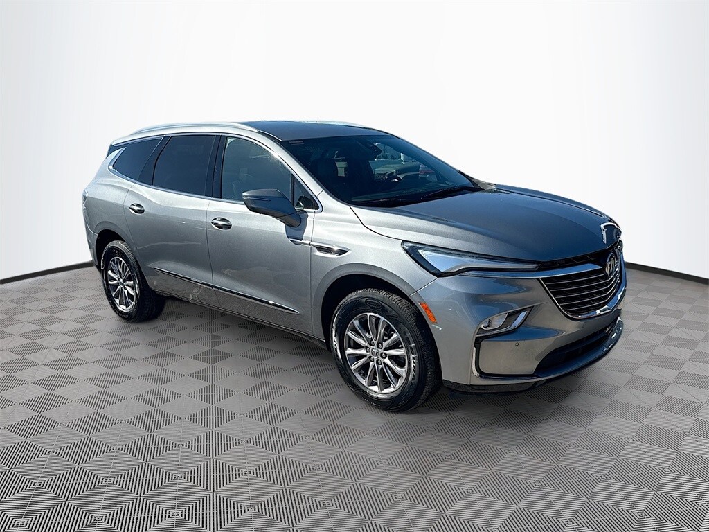 2024 Buick Enclave Premium photo 2