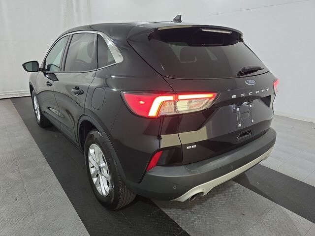 2021 Ford Escape SE photo 4