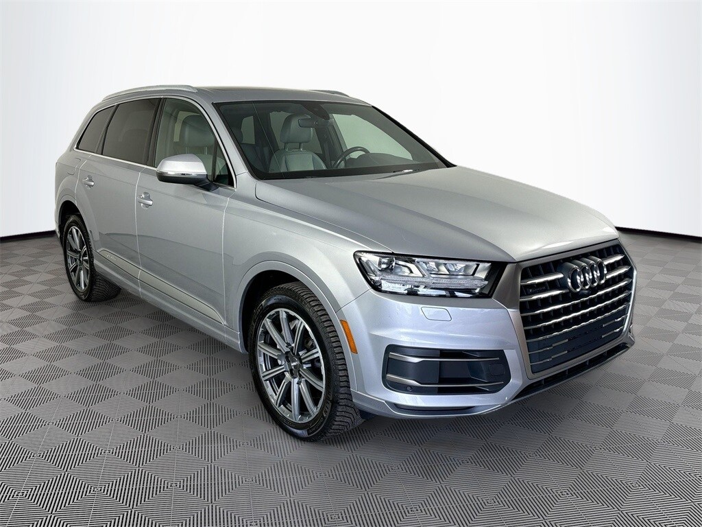 2019 Audi Q7 45 Premium Plus photo 3
