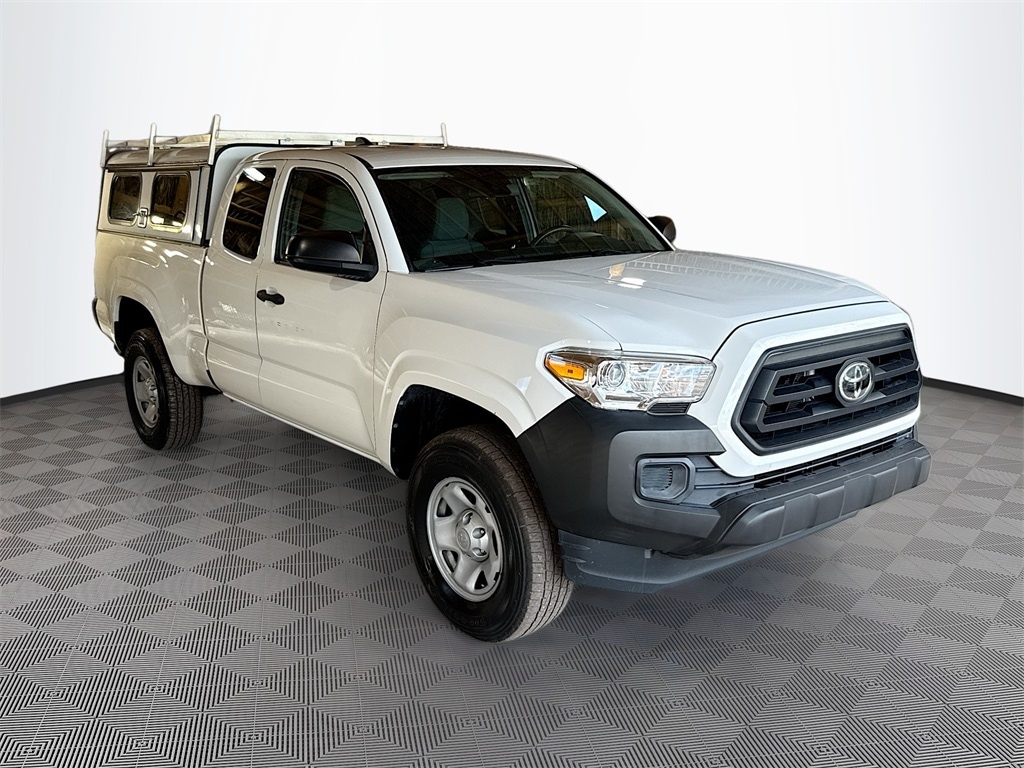 2021 Toyota Tacoma SR photo 2