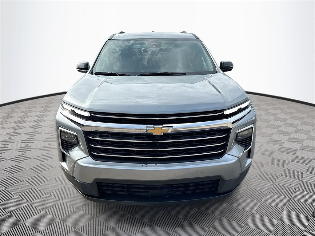 Used 2024 Chevrolet Traverse LT SUV