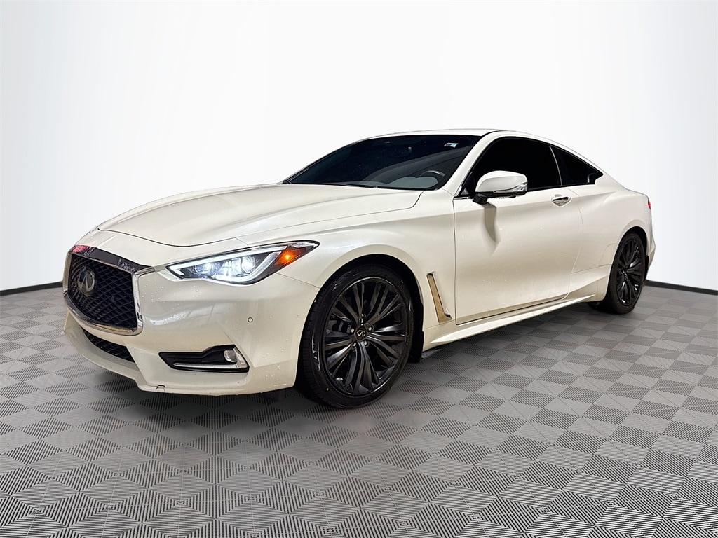 Used 2022 INFINITI Q60 Luxe Coupe