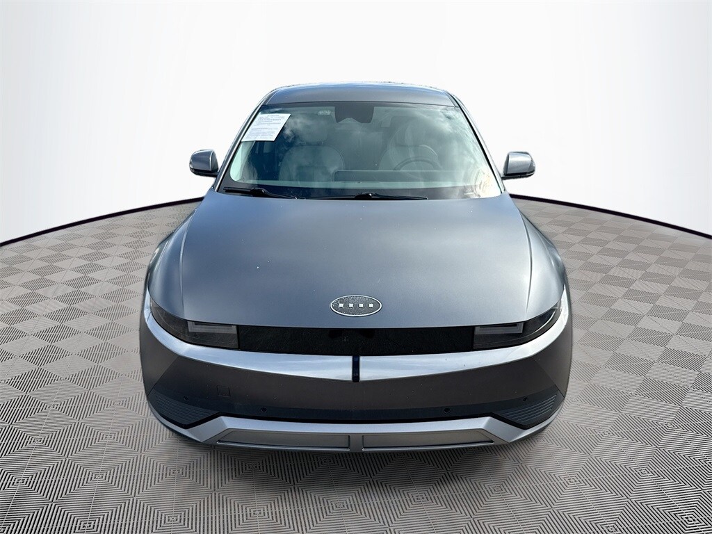 2022 Hyundai Ioniq 5 SEL photo 2
