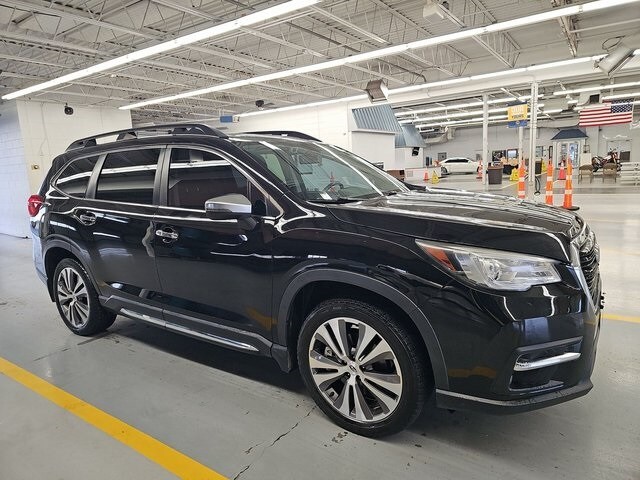 2021 Subaru Ascent Touring photo 3