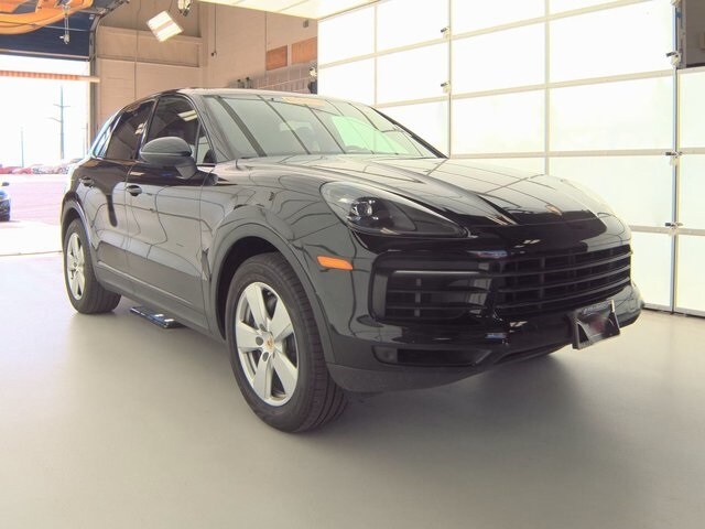 2019 Porsche Cayenne Base photo 2