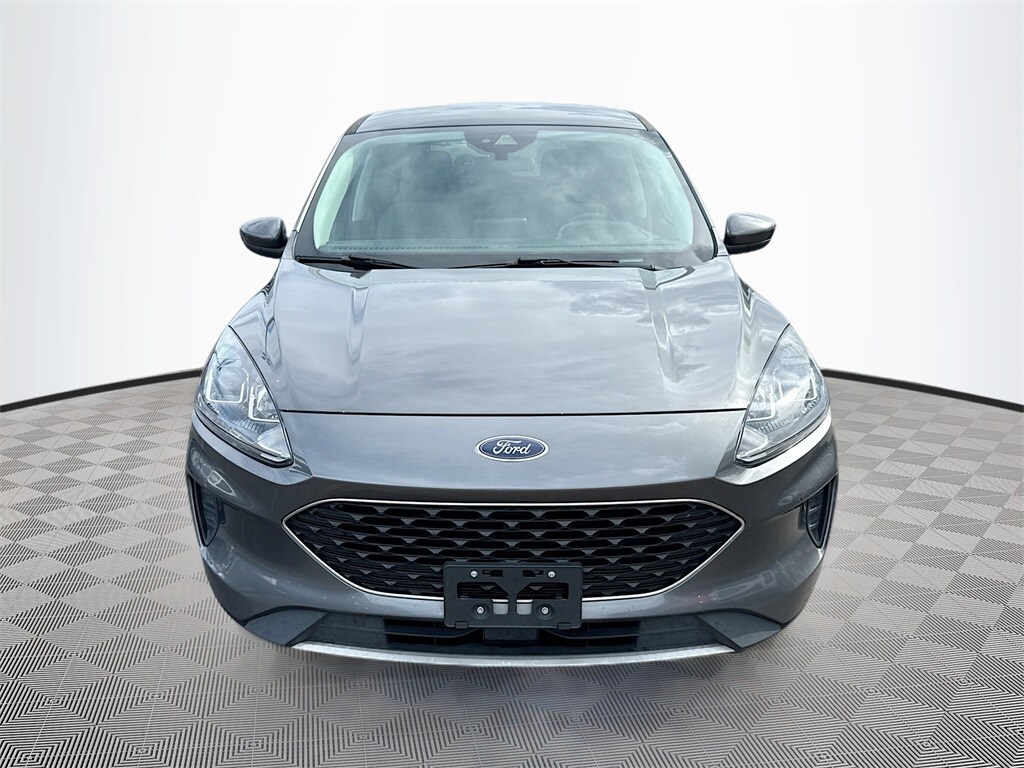 2021 Ford Escape Hybrid SE photo 2