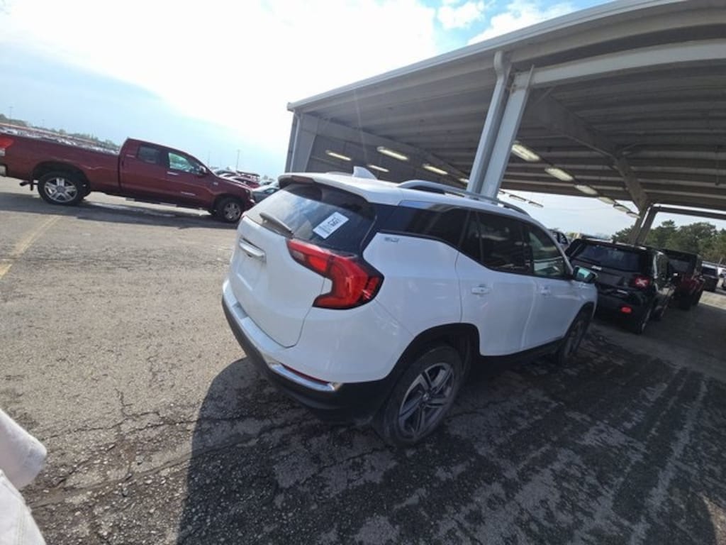 Used 2021 GMC Terrain SLT SUV