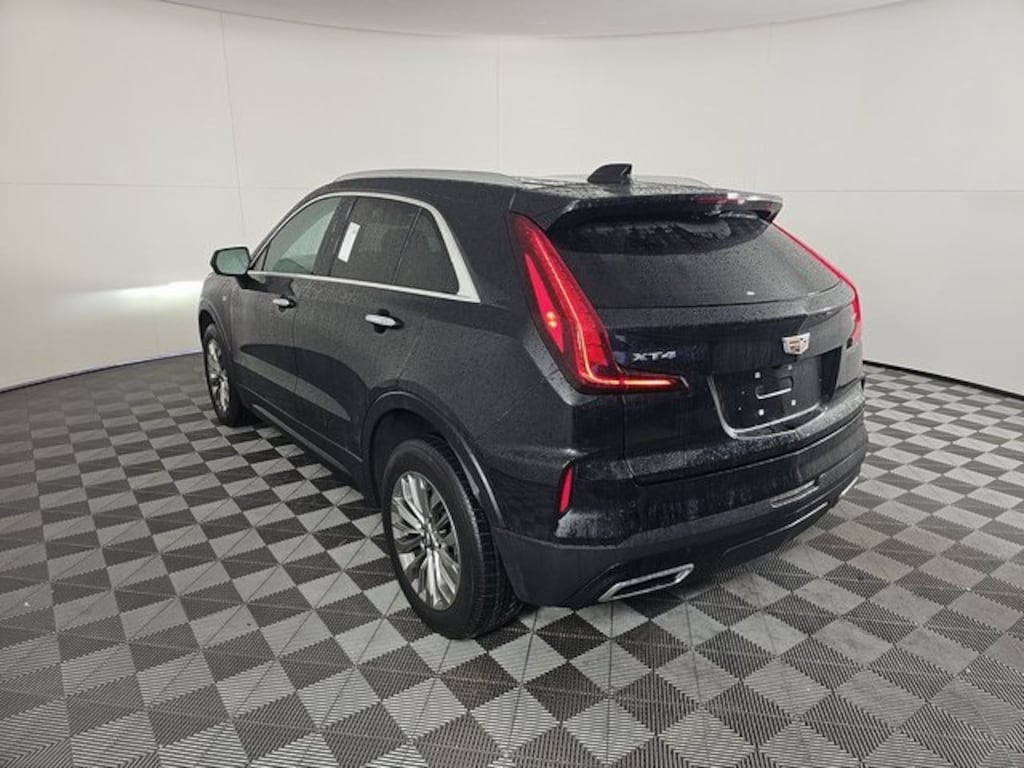 Used 2024 Cadillac XT4 Premium Luxury SUV