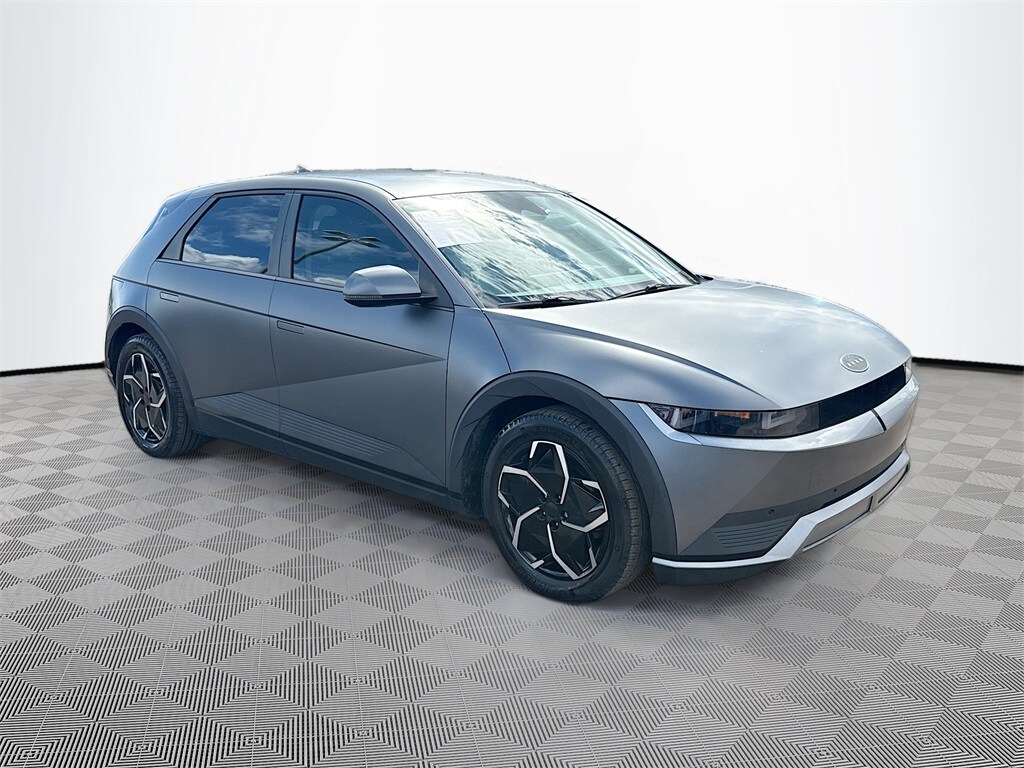 2022 Hyundai Ioniq 5 SEL photo 3