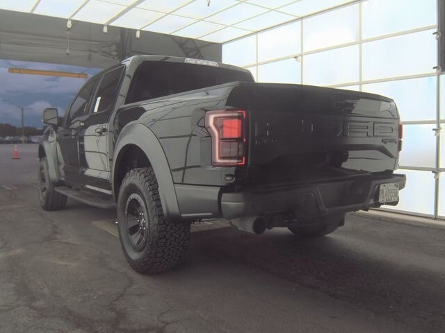 2018 Ford F-150 Raptor photo 3