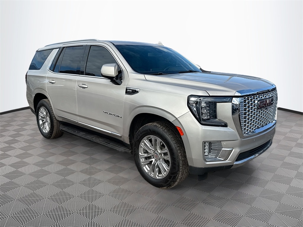 Used 2022 GMC Yukon SLT SUV