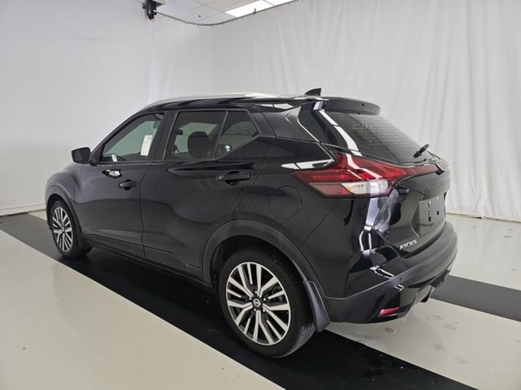Used 2021 Nissan Kicks SV SUV