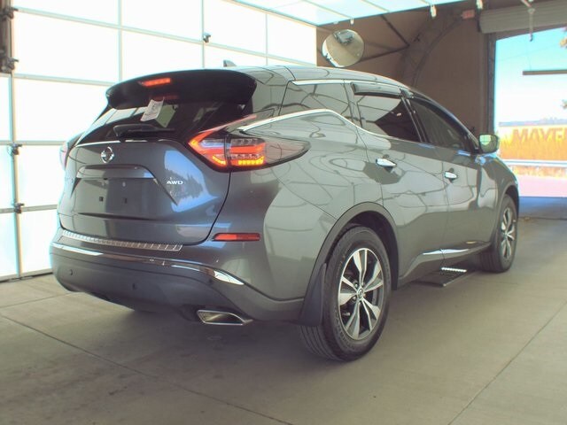 2020 Nissan Murano S photo 2