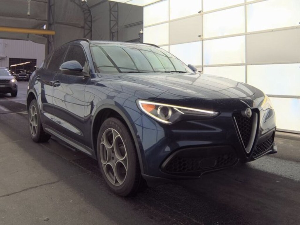 Used 2018 Alfa Romeo Stelvio Base SUV