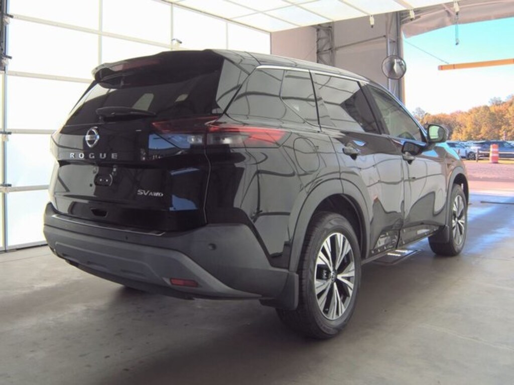 Used 2021 Nissan Rogue SV SUV