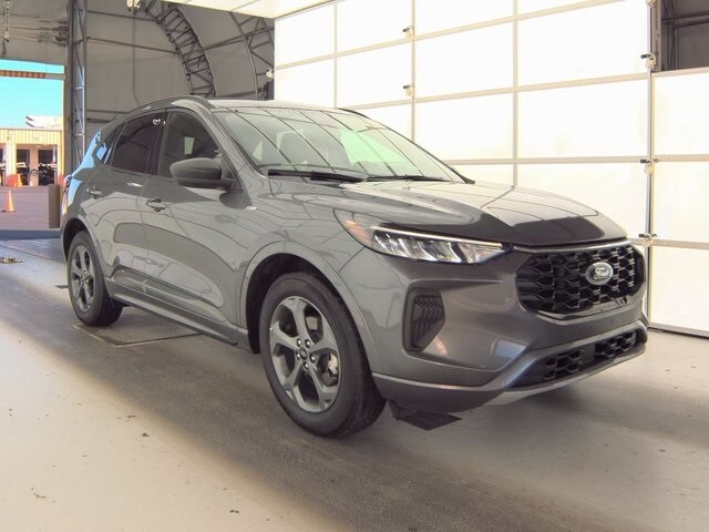 2023 Ford Escape ST-Line photo 3