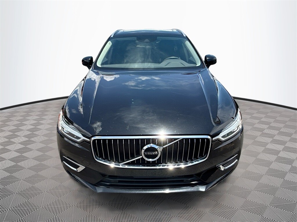 2021 Volvo XC60 Recharge Hybrid T8 Inscription Expression photo 2