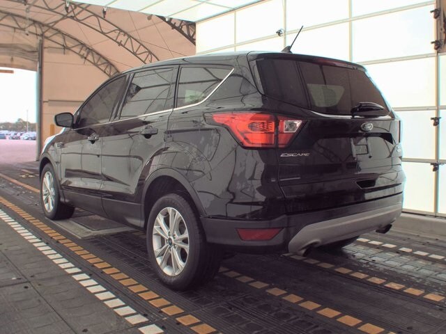 2019 Ford Escape SE photo 4