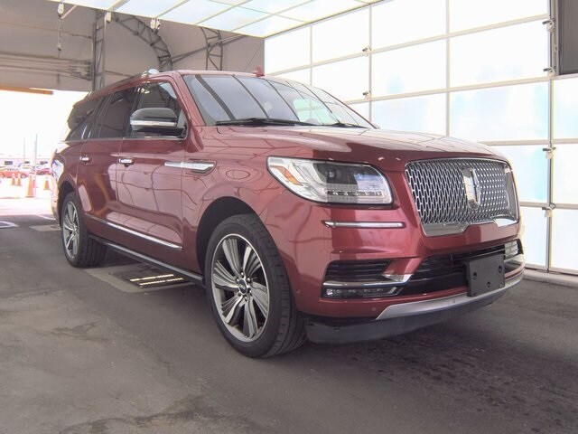 2019 Lincoln Navigator L Reserve photo 3