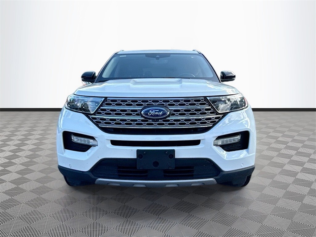 2022 Ford Explorer Limited photo 2