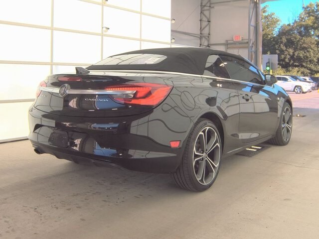 2017 Buick Cascada Premium photo 2