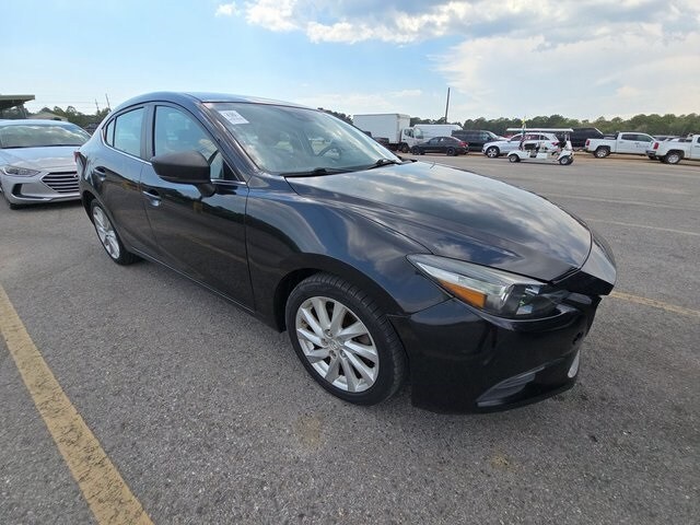2017 Mazda Mazda3 Touring photo 2