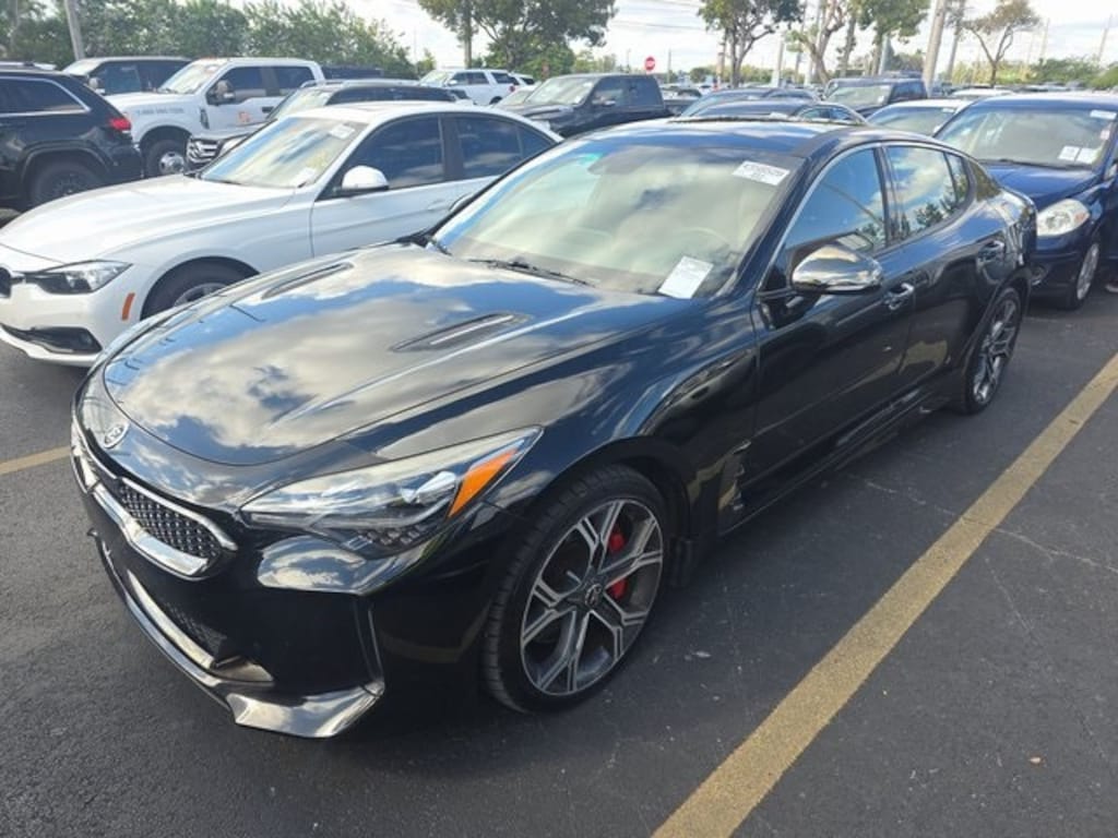Used 2020 Kia Stinger GT1 Sedan