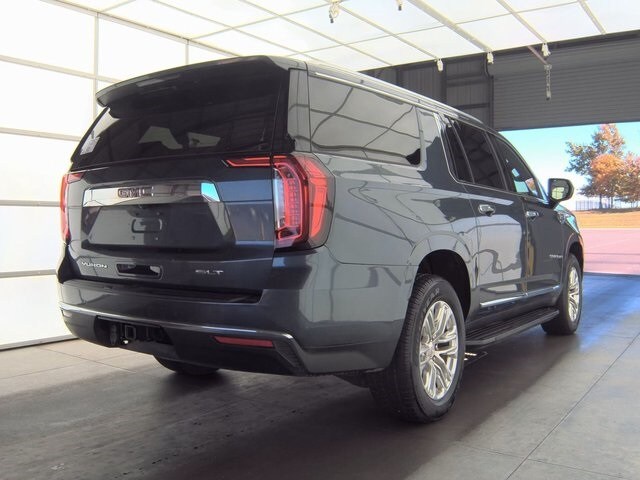 2021 Gmc Yukon XL SLT photo 2