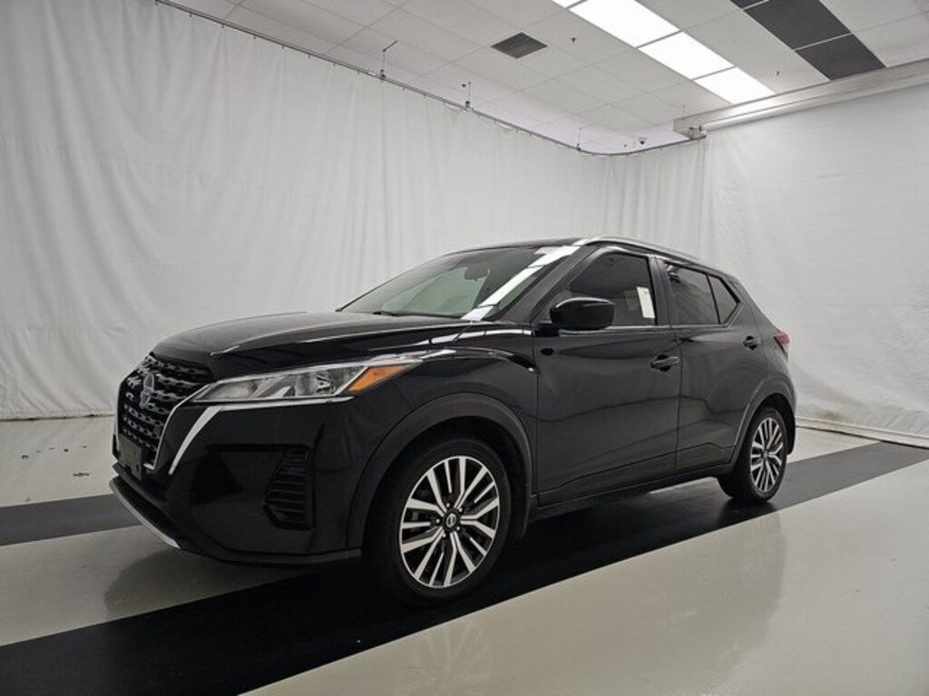 Used 2021 Nissan Kicks SV SUV