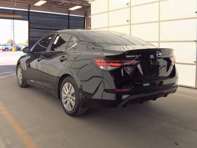 2022 Nissan Sentra S photo 4