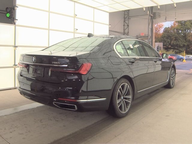 2020 Bmw 750i xDrive Sedan photo 2