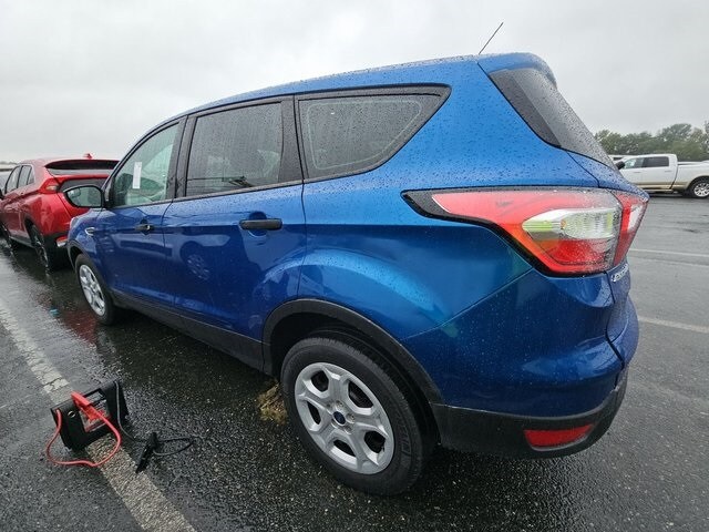2019 Ford Escape S photo 3