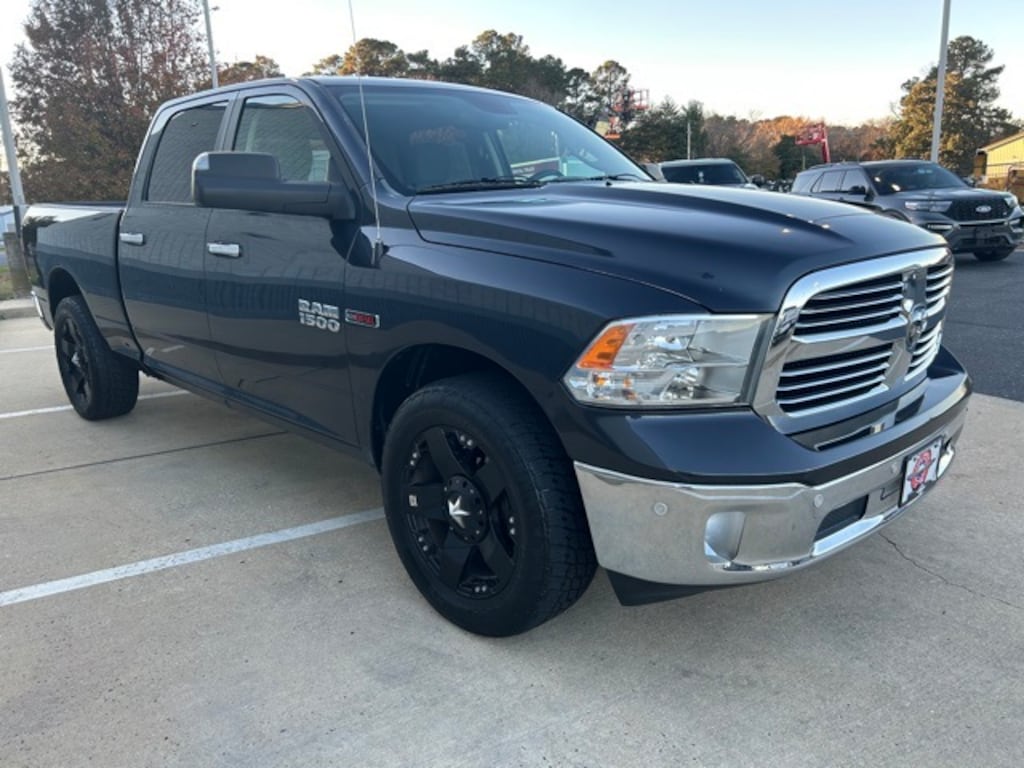 Used 2015 Ram 1500 SLT Truck Crew Cab